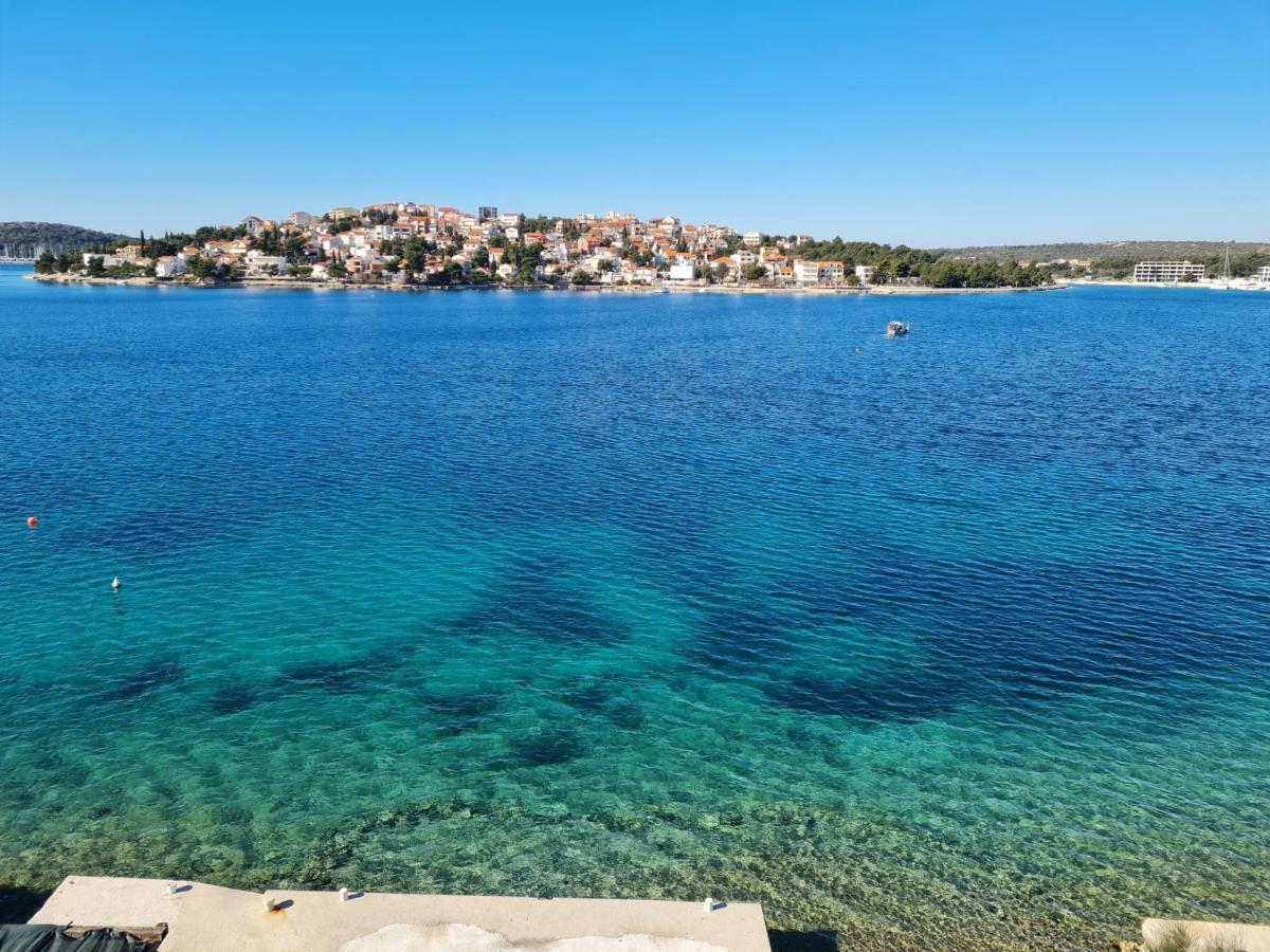 Villa Lux Apartments Rogoznica  Eksteriør bilde