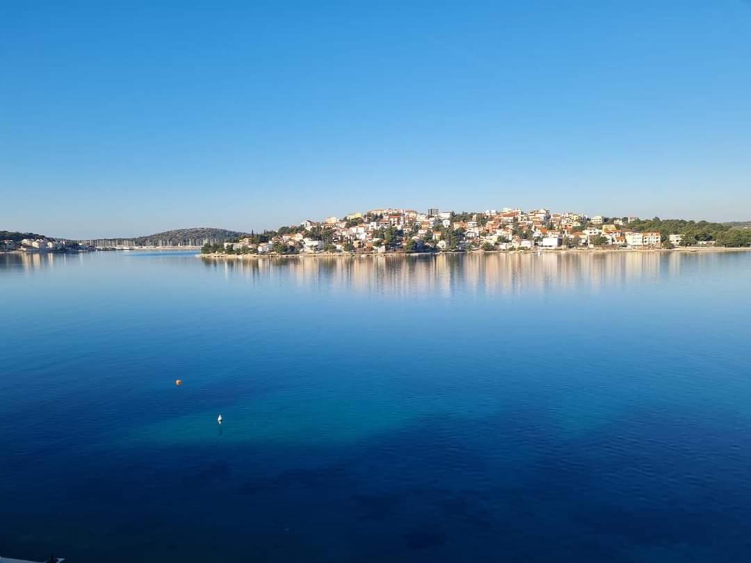 Villa Lux Apartments Rogoznica  Eksteriør bilde