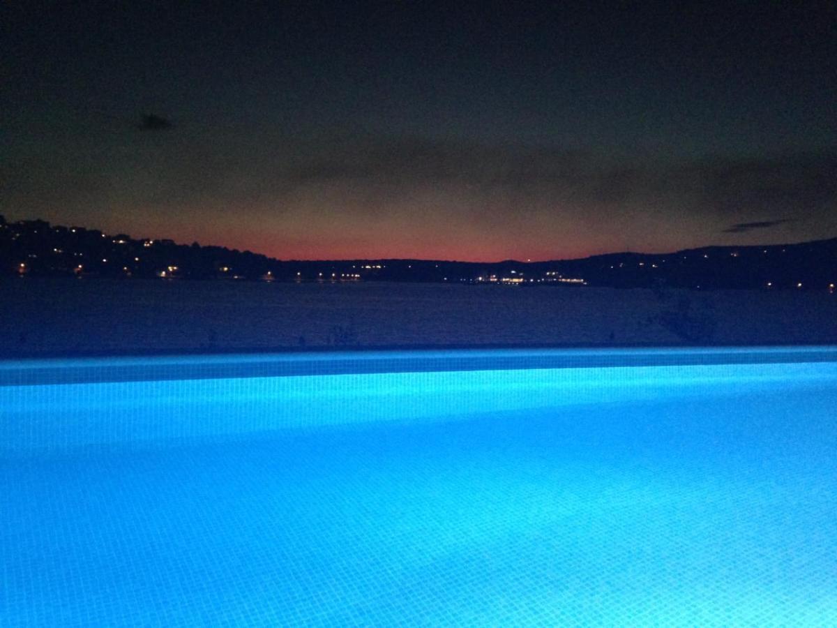 Villa Lux Apartments Rogoznica  Eksteriør bilde